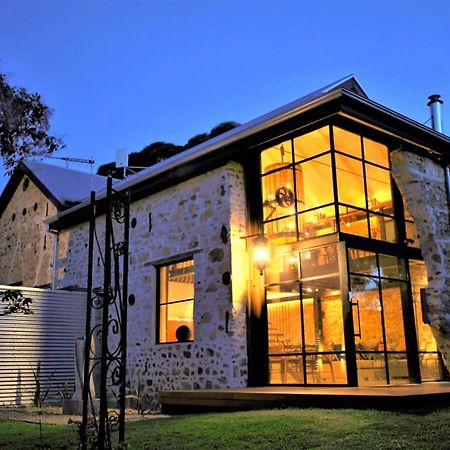 Bed and Breakfast The Old Chaff Mill Organic Vineyard Retreat Sellicks Hill Экстерьер фото