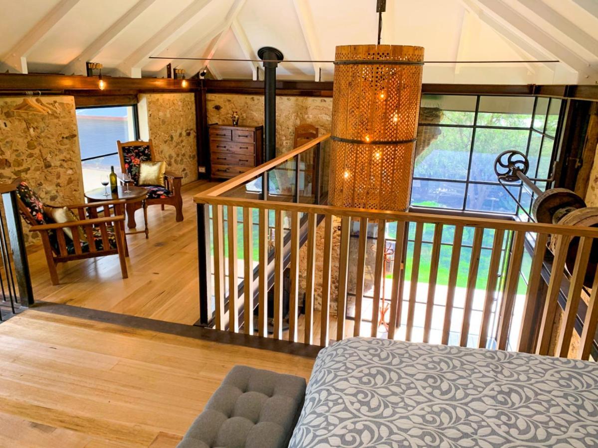 Bed and Breakfast The Old Chaff Mill Organic Vineyard Retreat Sellicks Hill Экстерьер фото