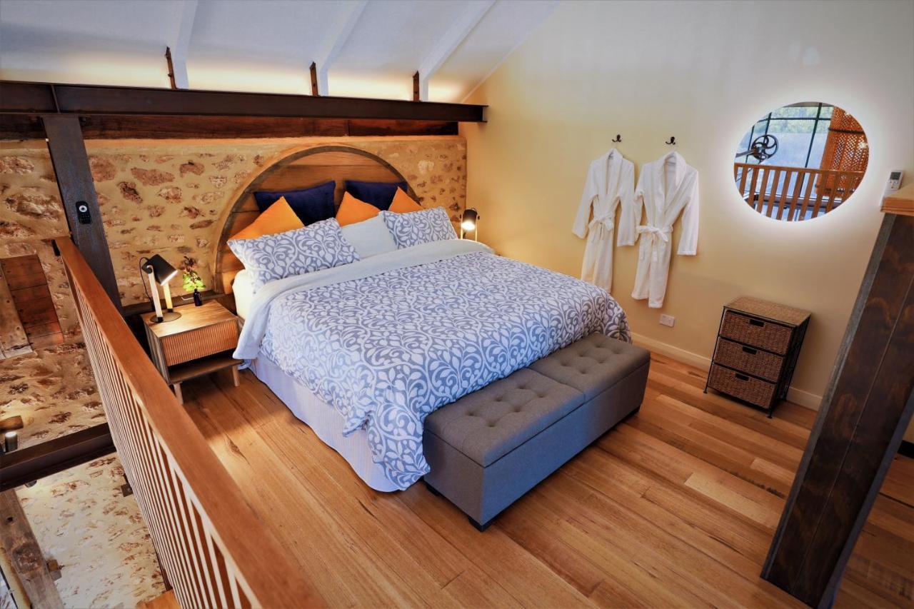 Bed and Breakfast The Old Chaff Mill Organic Vineyard Retreat Sellicks Hill Экстерьер фото
