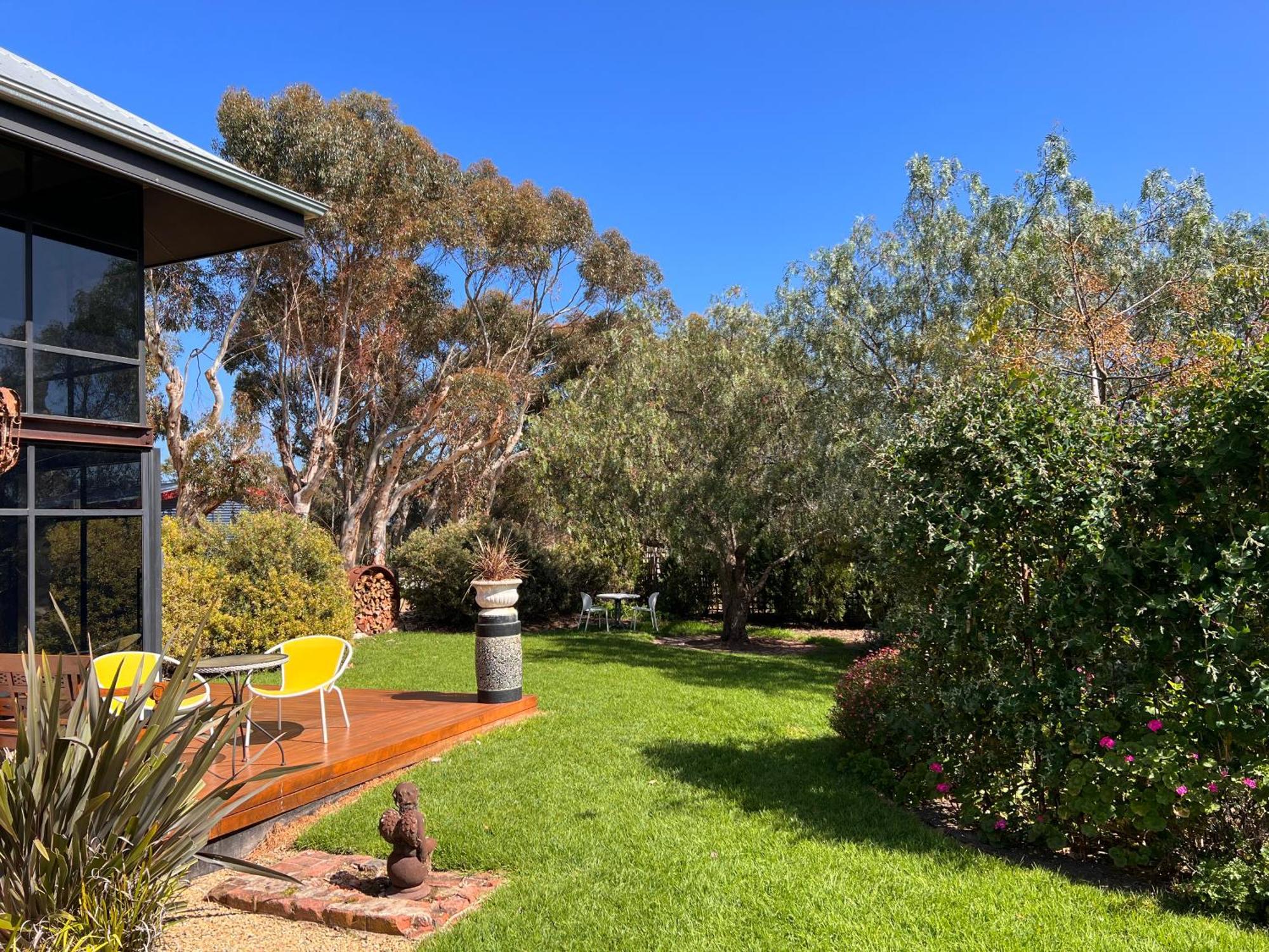 Bed and Breakfast The Old Chaff Mill Organic Vineyard Retreat Sellicks Hill Экстерьер фото