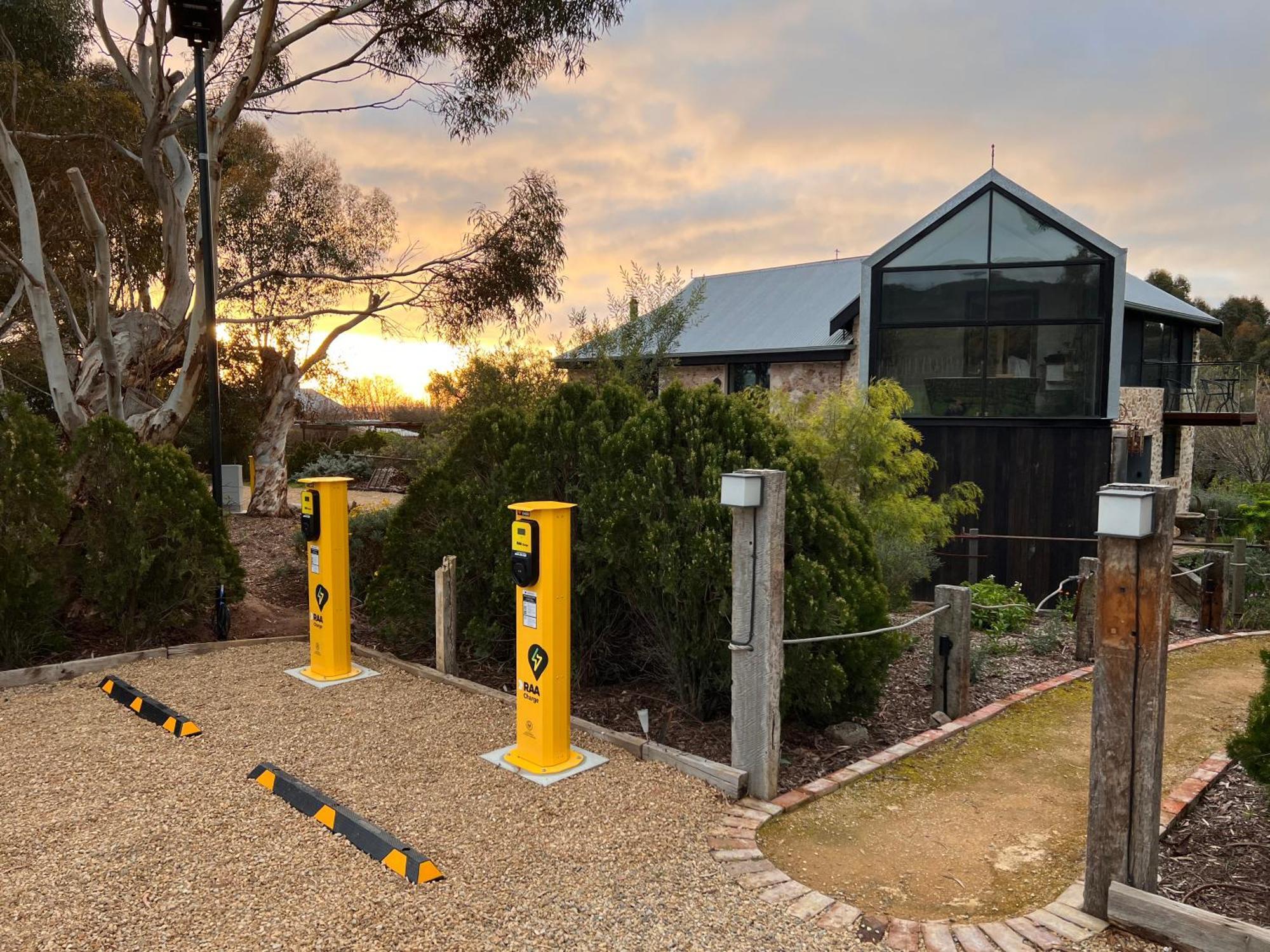 Bed and Breakfast The Old Chaff Mill Organic Vineyard Retreat Sellicks Hill Экстерьер фото